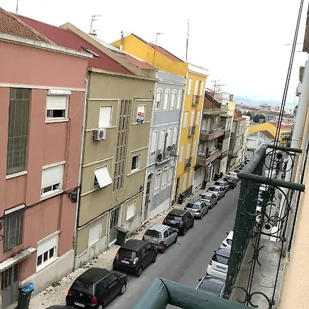 Angel House -Chiado Room בית הארחה