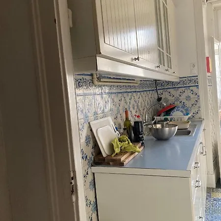 Angel House -Chiado Room בית הארחה