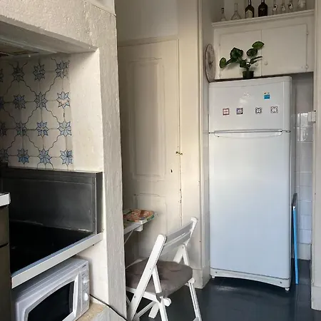 Angel House -Chiado Room Πανσιόν Lisboa